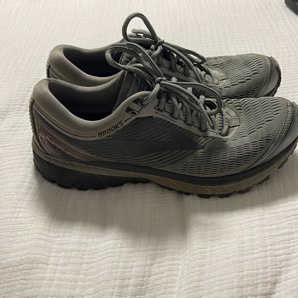 Brooks Ghost 10